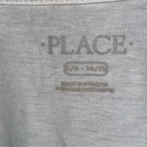 🆓 With Any Bundle 🆓 
The children’s place boys graphic dinosaur t shirt 10/12 - Picture 5 of 6